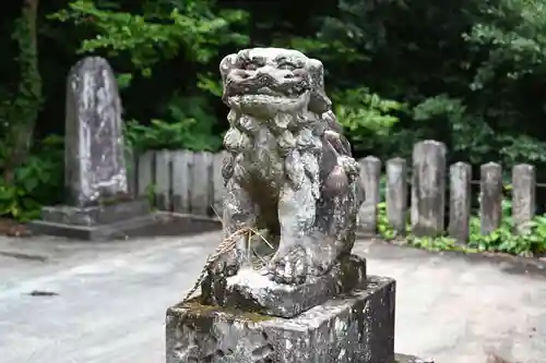 敷島神社の狛犬