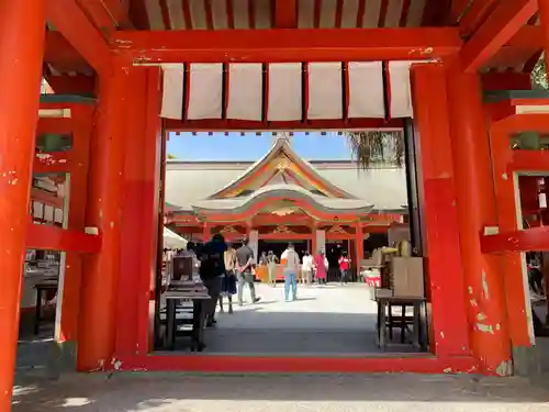 青島神社（青島神宮）の山門