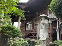 願成寺の像