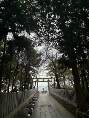 保久良神社の{uncategorized: "未分類", other: "その他", undefined: "問題あり", building: "その他建物", grave: "お墓", sacred_gate: "鳥居", guardian: "狛犬", statue: "像", buddha: "仏像", history: "歴史", nature: "自然", garden: "庭園", animal: "動物", pagoda: "塔", temizu: "手水舎", mountain_gate: "山門・神門", sanctuary: "本殿・本堂", subordinate: "末社・摂社", art: "芸術", scenery: "景色", jizo: "地蔵", ema: "絵馬", goshuin: "御朱印", omikuji: "おみくじ", items: "授与品その他", amulet: "お守り", goshuincho: "御朱印帳", eats: "食事", festival: "お祭り", votive_dance: "神楽", shichigosan: "七五三参", wedding: "結婚式", experience: "体験その他", initially: "初詣", around: "周辺", anti_infection: "感染症対策"}