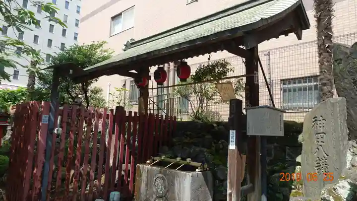 柳森神社の手水舎