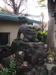 新宿下落合氷川神社の狛犬