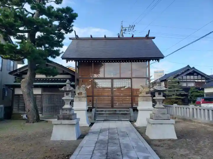 桂神社の本殿・本堂
