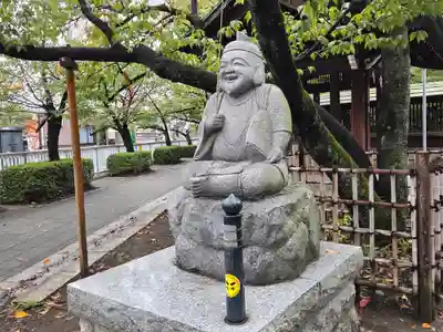 荏原神社の像