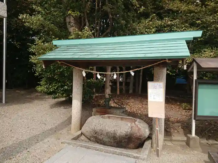 花岡神社の手水舎