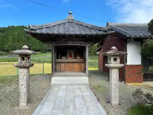 山中地蔵堂(滋賀県)