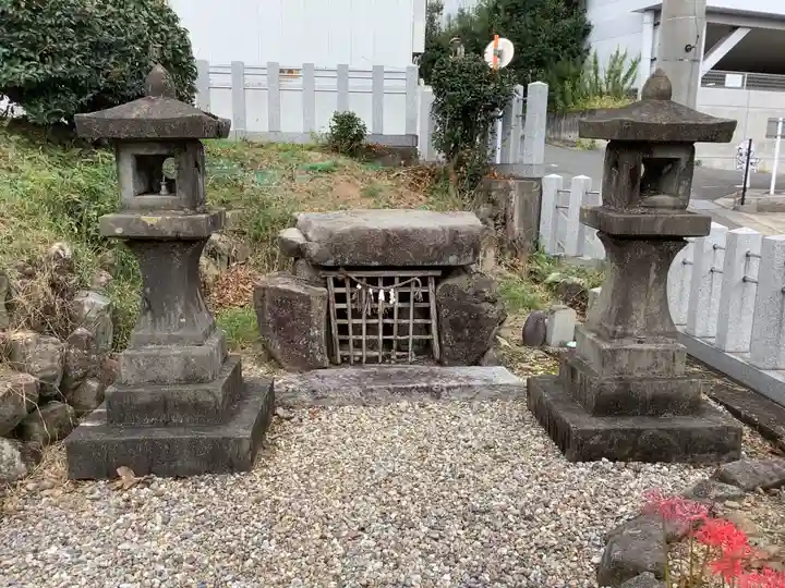 坂下八幡宮・坂下御殿跡の地蔵