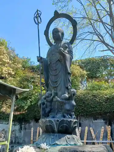 清照寺の{uncategorized: "未分類", other: "その他", undefined: "問題あり", building: "その他建物", grave: "お墓", sacred_gate: "鳥居", guardian: "狛犬", statue: "像", buddha: "仏像", history: "歴史", nature: "自然", garden: "庭園", animal: "動物", pagoda: "塔", temizu: "手水舎", mountain_gate: "山門・神門", sanctuary: "本殿・本堂", subordinate: "末社・摂社", art: "芸術", scenery: "景色", jizo: "地蔵", ema: "絵馬", goshuin: "御朱印", omikuji: "おみくじ", items: "授与品その他", amulet: "お守り", goshuincho: "御朱印帳", eats: "食事", festival: "お祭り", votive_dance: "神楽", shichigosan: "七五三参", wedding: "結婚式", experience: "体験その他", initially: "初詣", around: "周辺", anti_infection: "感染症対策"}