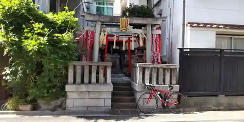双葉稲荷神社の鳥居