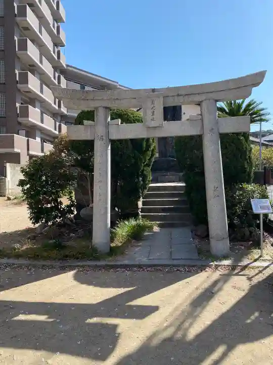 菊池霊社の鳥居