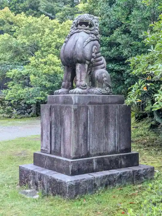 氣多大社の{uncategorized: "未分類", other: "その他", undefined: "問題あり", building: "その他建物", grave: "お墓", sacred_gate: "鳥居", guardian: "狛犬", statue: "像", buddha: "仏像", history: "歴史", nature: "自然", garden: "庭園", animal: "動物", pagoda: "塔", temizu: "手水舎", mountain_gate: "山門・神門", sanctuary: "本殿・本堂", subordinate: "末社・摂社", art: "芸術", scenery: "景色", jizo: "地蔵", ema: "絵馬", goshuin: "御朱印", omikuji: "おみくじ", items: "授与品その他", amulet: "お守り", goshuincho: "御朱印帳", eats: "食事", festival: "お祭り", votive_dance: "神楽", shichigosan: "七五三参", wedding: "結婚式", experience: "体験その他", initially: "初詣", around: "周辺", anti_infection: "感染症対策"}