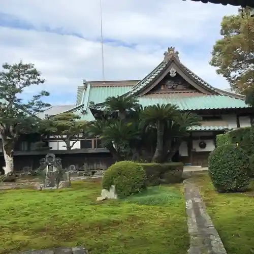 醫王寺の本殿・本堂