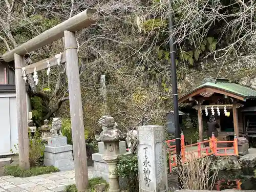 銭洗弁財天宇賀福神社(神奈川県)