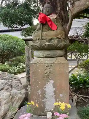 極楽寺（霊鷲山感應院極楽律寺）の地蔵