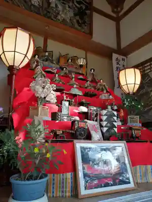 椎尾山薬王院の授与品その他