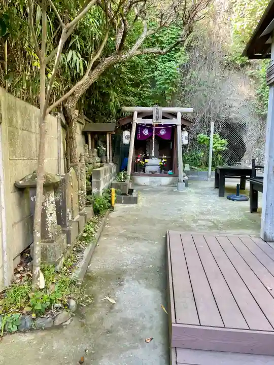 岩窟不動尊(巌窟不動尊/窟堂不動尊/窟堂/岩屋堂)(神奈川県)