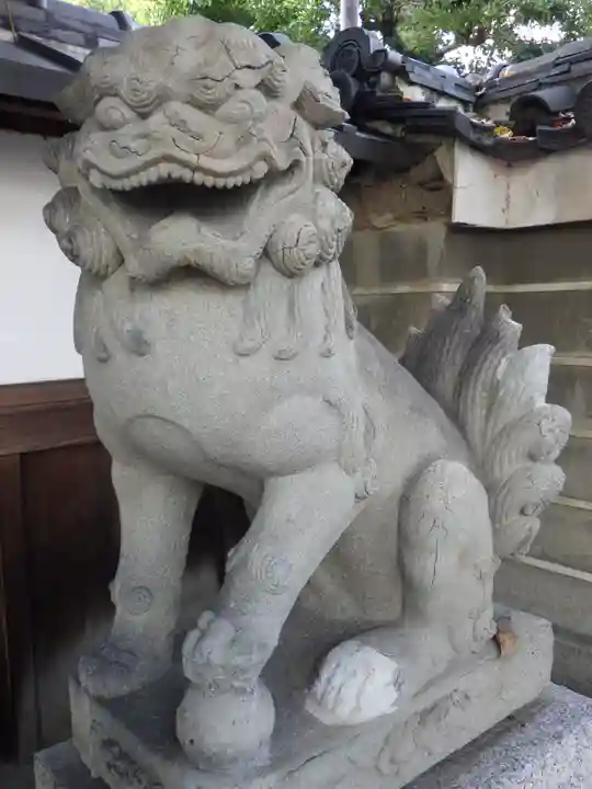 霊光殿天満宮の狛犬