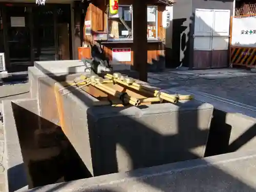 瀧尾神社の手水舎