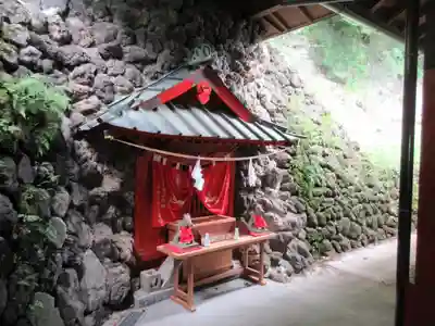 鼻顔稲荷神社の本殿・本堂