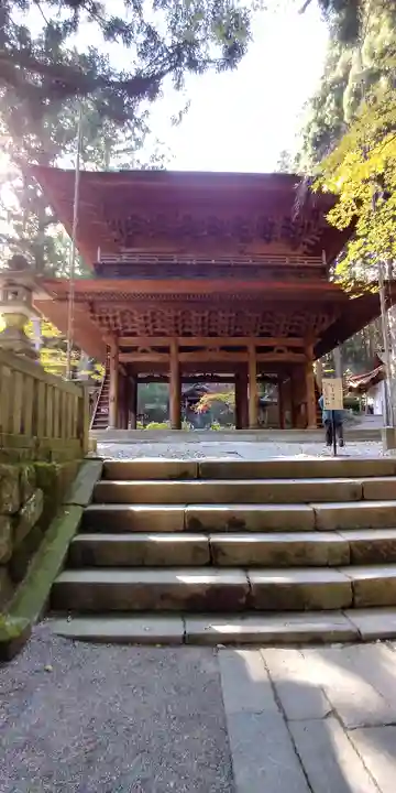 宝積山光前寺の山門・神門