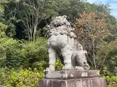 茨城縣護國神社の狛犬