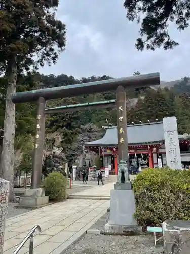 大山阿夫利神社の鳥居