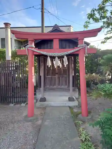 八雲神社の末社