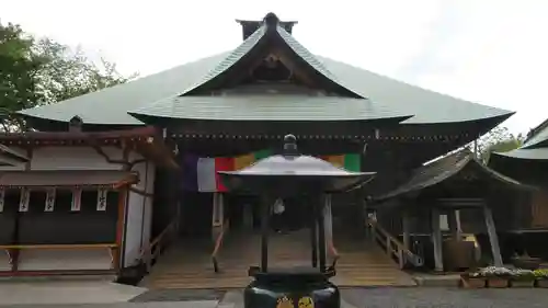 弘明寺の本殿・本堂