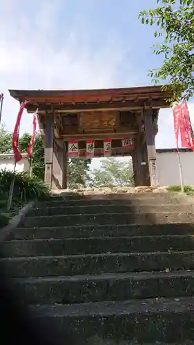 宝林寺の山門