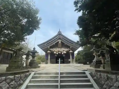 白兎神社の{uncategorized: "未分類", other: "その他", undefined: "問題あり", building: "その他建物", grave: "お墓", sacred_gate: "鳥居", guardian: "狛犬", statue: "像", buddha: "仏像", history: "歴史", nature: "自然", garden: "庭園", animal: "動物", pagoda: "塔", temizu: "手水舎", mountain_gate: "山門・神門", sanctuary: "本殿・本堂", subordinate: "末社・摂社", art: "芸術", scenery: "景色", jizo: "地蔵", ema: "絵馬", goshuin: "御朱印", omikuji: "おみくじ", items: "授与品その他", amulet: "お守り", goshuincho: "御朱印帳", eats: "食事", festival: "お祭り", votive_dance: "神楽", shichigosan: "七五三参", wedding: "結婚式", experience: "体験その他", initially: "初詣", around: "周辺", anti_infection: "感染症対策"}
