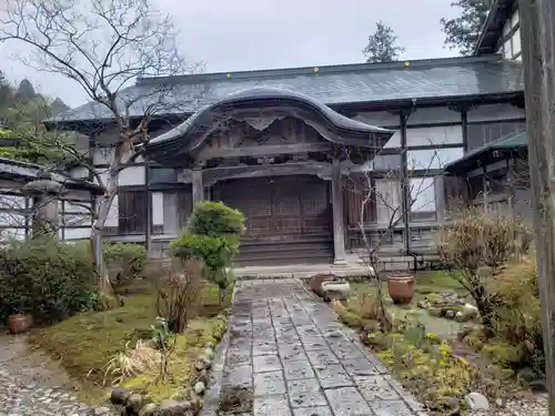 光学坊の本殿・本堂