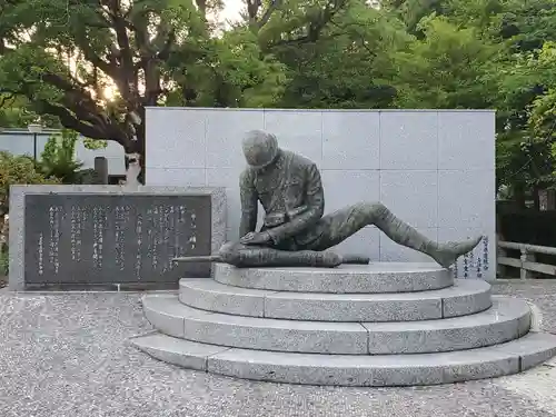 滋賀県護国神社の建物その他