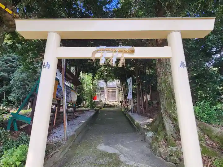 宇賀神社の鳥居