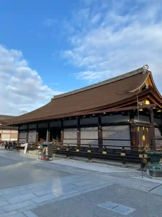 東寺(教王護国寺)の{uncategorized: "未分類", other: "その他", undefined: "問題あり", building: "その他建物", grave: "お墓", sacred_gate: "鳥居", guardian: "狛犬", statue: "像", buddha: "仏像", history: "歴史", nature: "自然", garden: "庭園", animal: "動物", pagoda: "塔", temizu: "手水舎", mountain_gate: "山門・神門", sanctuary: "本殿・本堂", subordinate: "末社・摂社", art: "芸術", scenery: "景色", jizo: "地蔵", ema: "絵馬", goshuin: "御朱印", omikuji: "おみくじ", items: "授与品その他", amulet: "お守り", goshuincho: "御朱印帳", eats: "食事", festival: "お祭り", votive_dance: "神楽", shichigosan: "七五三参", wedding: "結婚式", experience: "体験その他", initially: "初詣", around: "周辺", anti_infection: "感染症対策"}