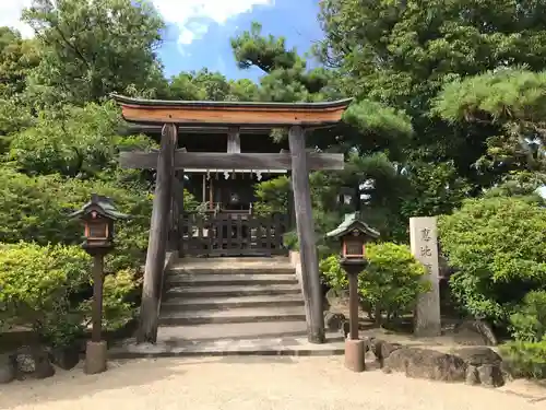 誉田八幡宮の末社