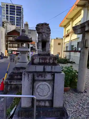 三輪神社の狛犬