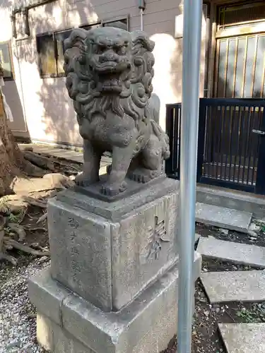 子神社の狛犬