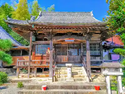 観音寺の本殿・本堂