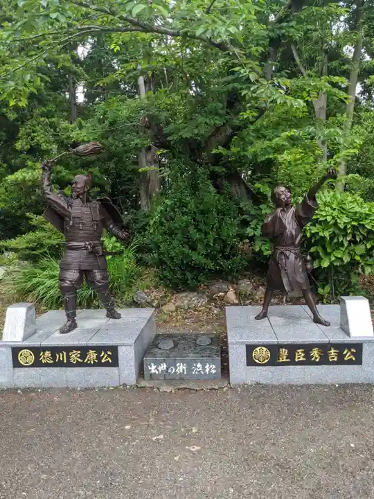 元城町東照宮の像