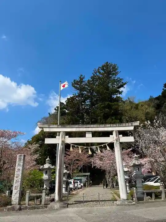 高瀧神社の鳥居