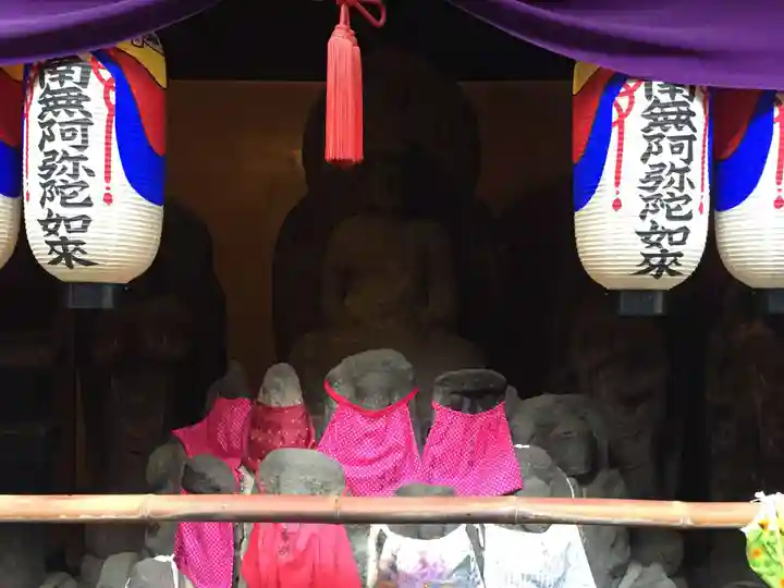 石像寺(釘抜地蔵)の仏像