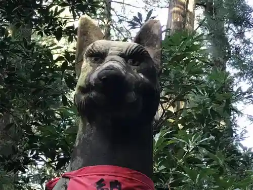 三峯神社の狛犬