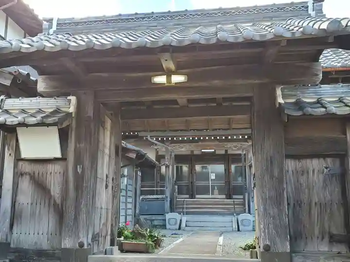 法伝寺の山門・神門