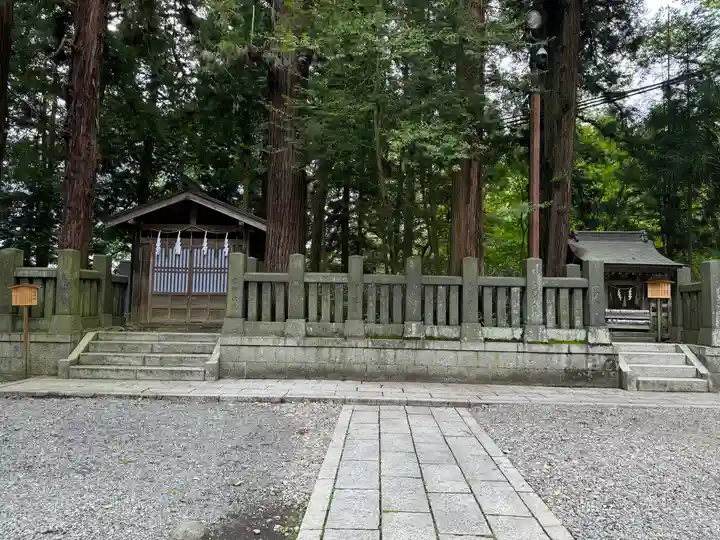 諏訪大社下社春宮(長野県)