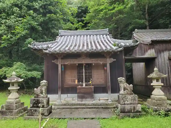 加茂神社の本殿・本堂