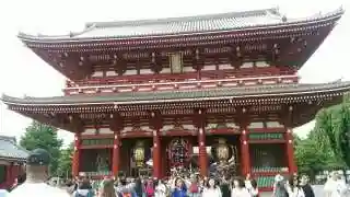 浅草寺の山門・神門