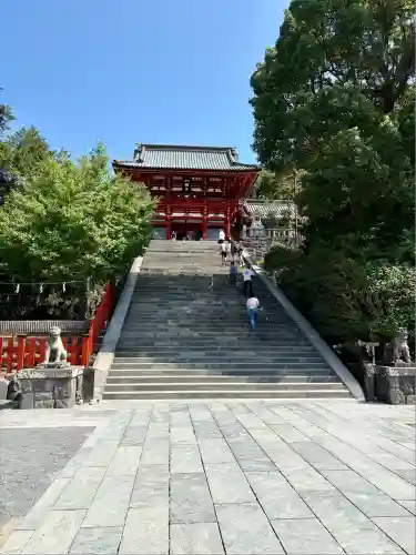 鶴岡八幡宮の本殿・本堂