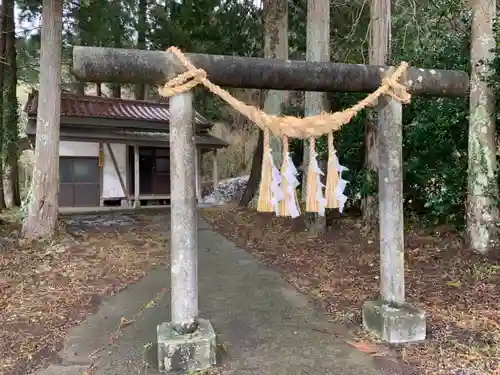 神明神社の鳥居