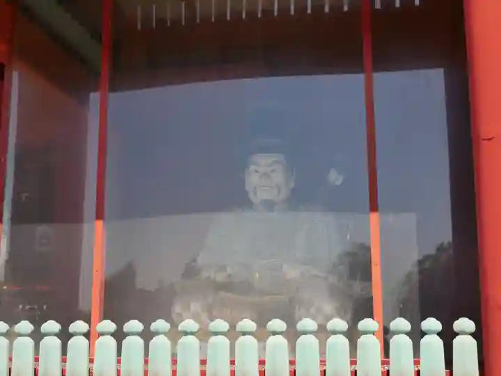 鶴岡八幡宮の像