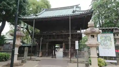 妙法寺の山門